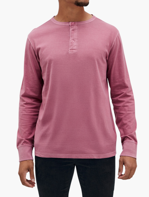 トップス CROSSED RIFLES HENLEY NECK L/S TEE PINK MyRunway | Shop Jeep Pink Long Sleeve Henley T-Shirt for Men from